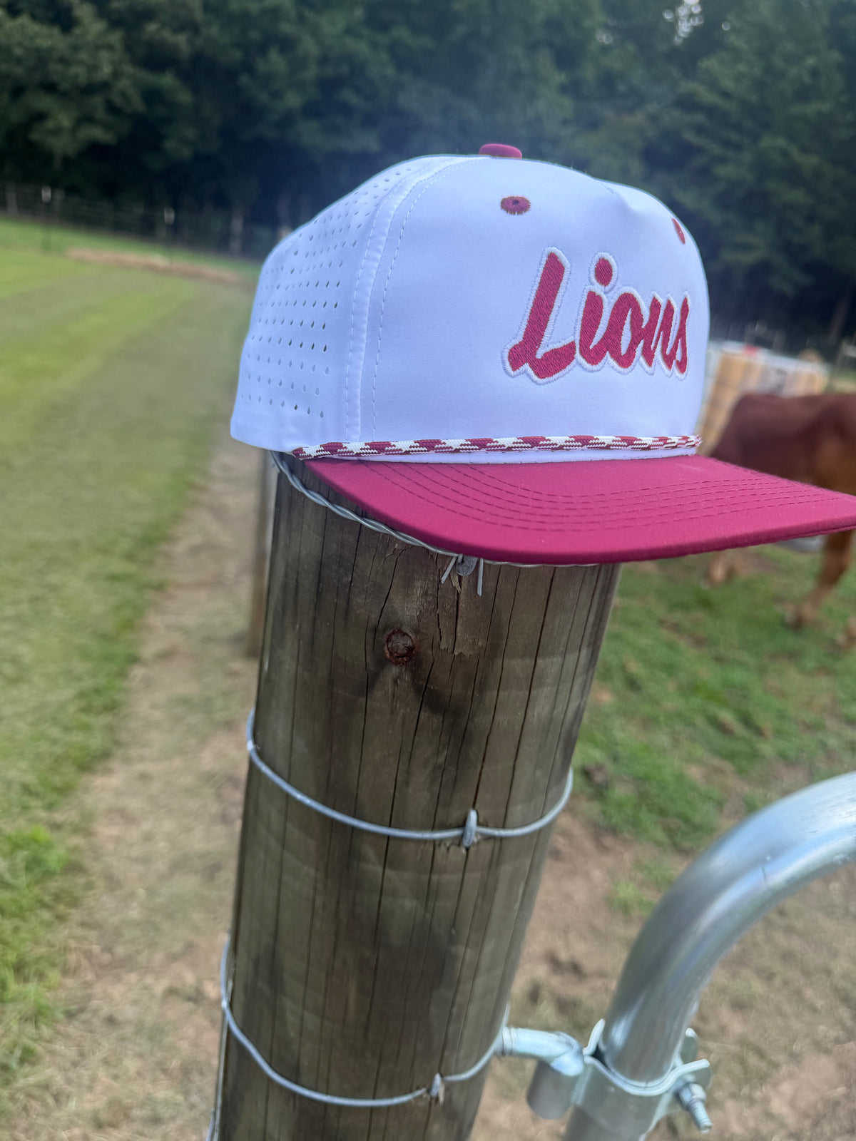 Red & White "Lions" Rope Hat