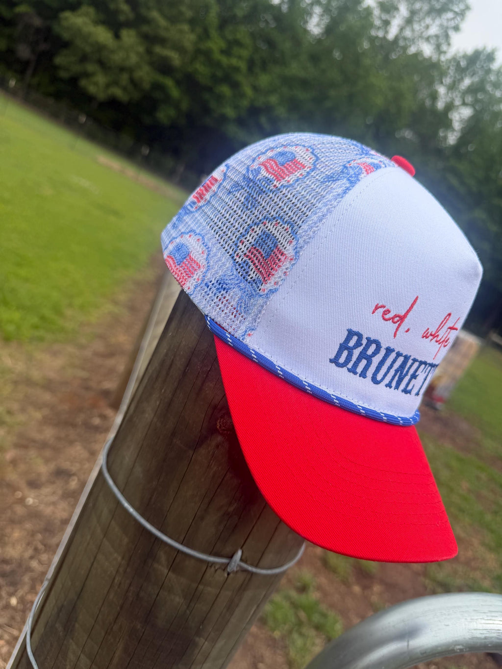 Women’s trucker cap