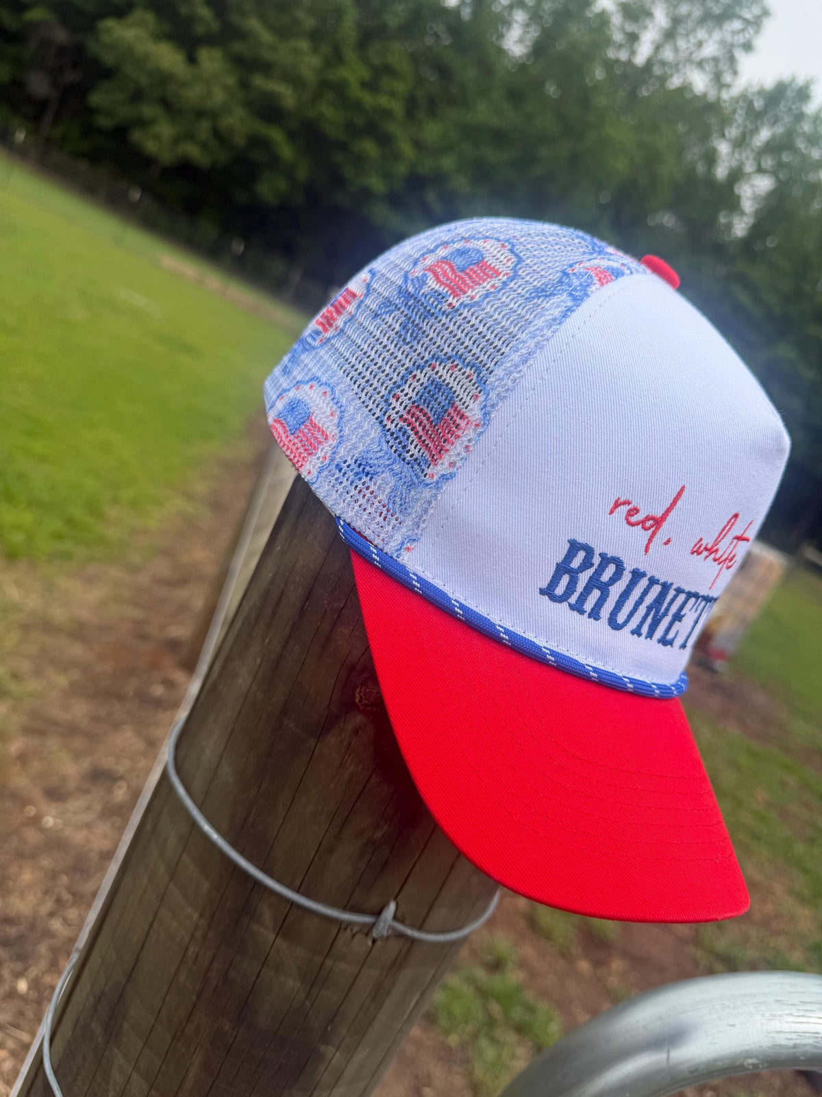 Women’s trucker cap